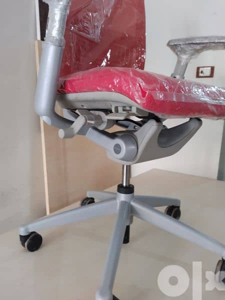 Haworth zody ergonomic chair 4