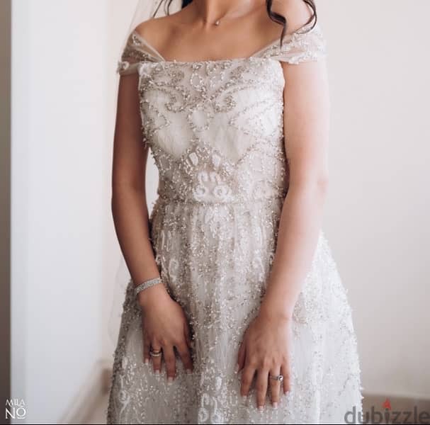 wedding dress with head pice and viel فستان زفاف 1