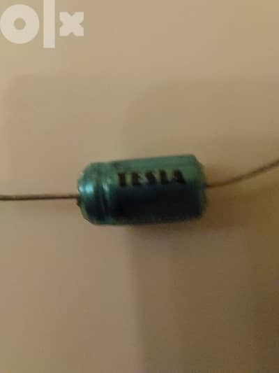 Tesla Capacitors  تسلا مكثفات