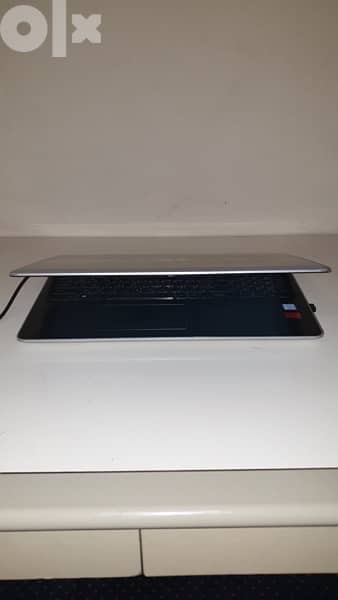 HP laptop core i7 265 ssd 2