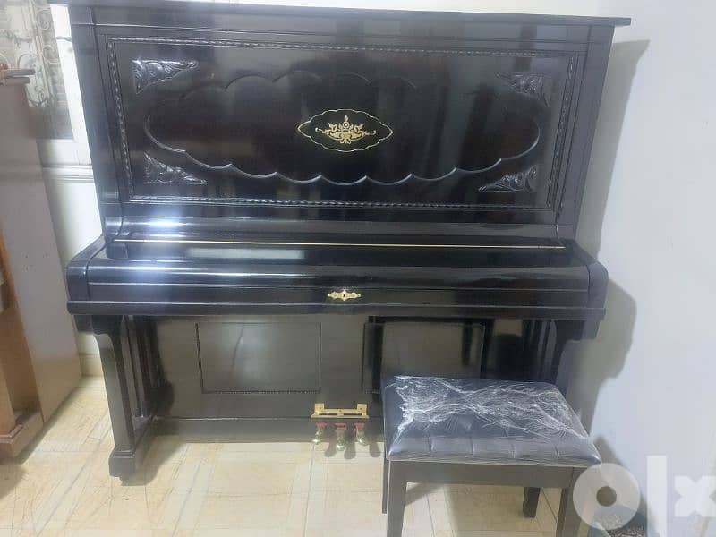بيانو المانى انتيك بحاله ممتازه German antique piano 4