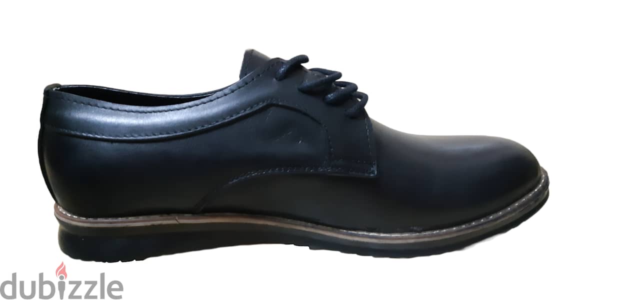 حذاء جلد بمقدمة مستديرة ورباط للرجال، لون أسود 2