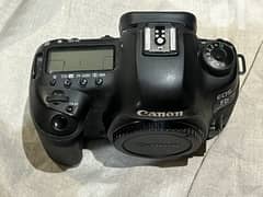 Canon 5D IV 0