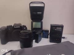 Panasonic Lumix G7 Camera 4k MFT+Lumix 14-42mm lens+Flash& 4 batteies 0