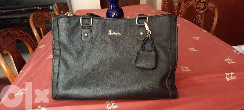 hand bag from Harrods 0