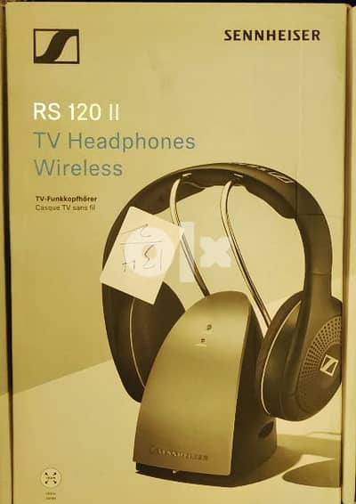 عدد 2 هيدفون سينهايزر لاسلكى لم يستخدم مداه 100 متر wireless headphone