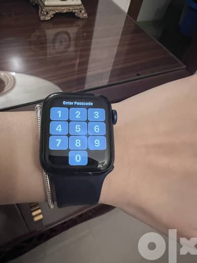 apple watch 6 40mm battery 99% - بالعلبة و الشاحن