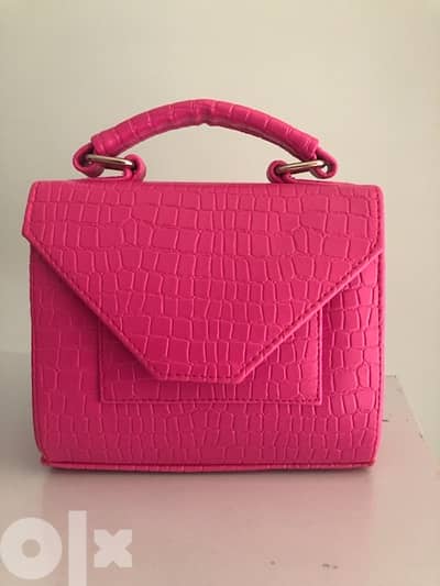 pink hand bag