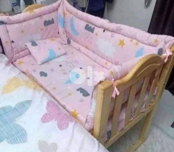 سرير اطفال 1