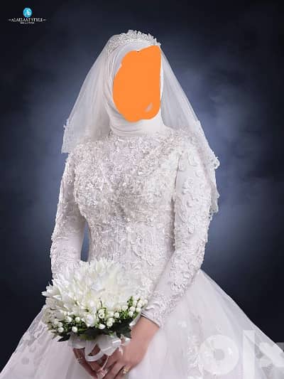 Wedding Dress منه