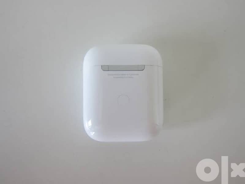 AirPods 2 / AirPods Pro Charging Case Only 0