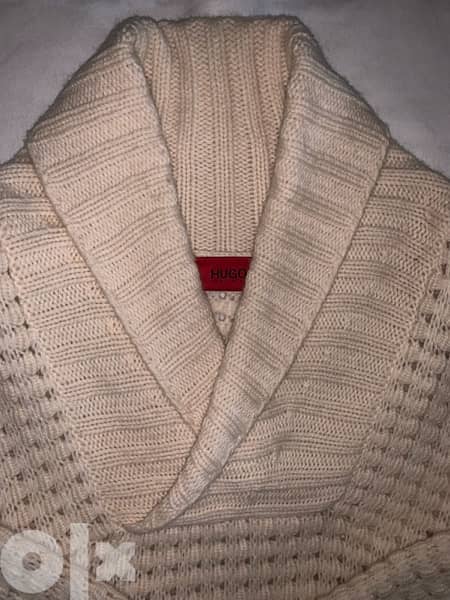 Hugo Boss Wool Jumper Fits Well For Size XL In Excellent Condition 4