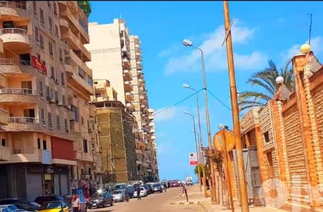 للايجار  بموقع نادر جدا مغسلة وكار كير