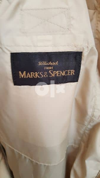 فيست أصلي ماركة Marsks& Spencer مقاس XL 2