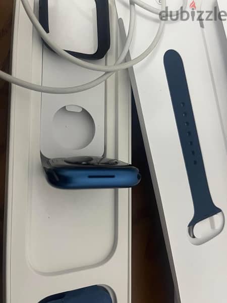 Apple watch 7 - 45 ml  - with box and all contents -  100% battery  - 5