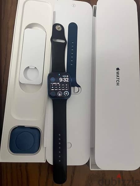 Apple watch 7 - 45 ml  - with box and all contents -  100% battery  - 2