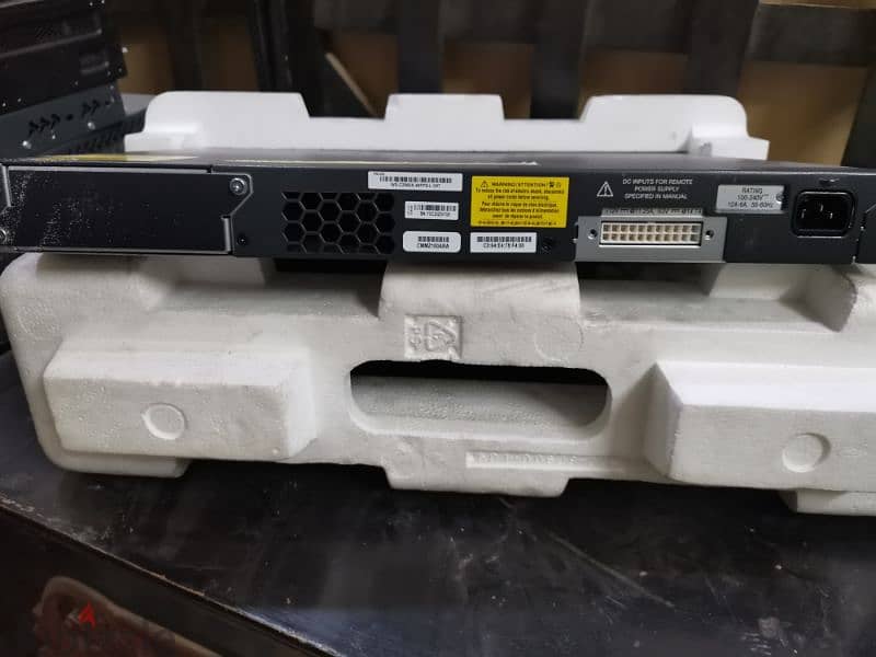 CISCO CATALYST 2960 48 POE 740 W C2960X-48FPS SWITCH 4