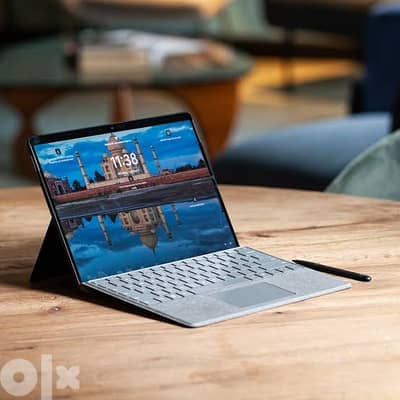 Microsoft surface pro 8 جهاز تحفة للمصممين وهواة الرسم