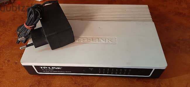 سويتش Tp-link ١٦ بورت