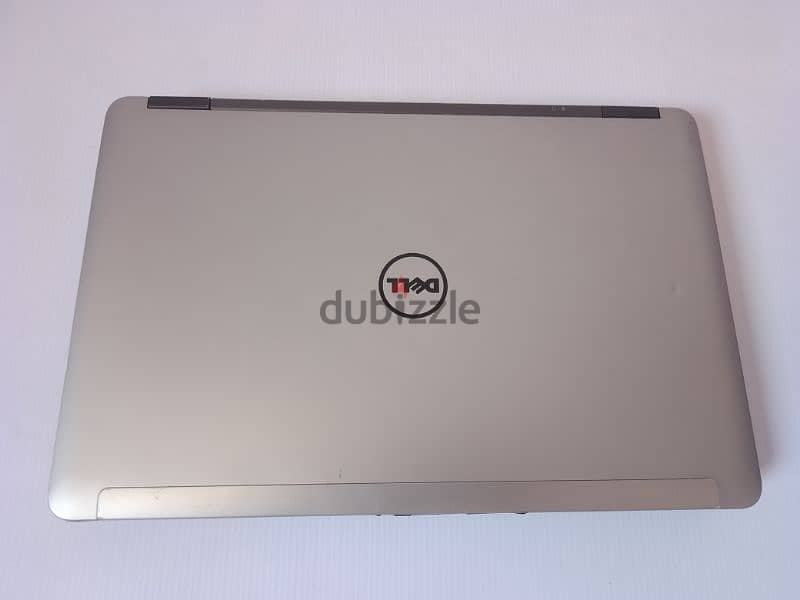 Dell latitude E6540 0