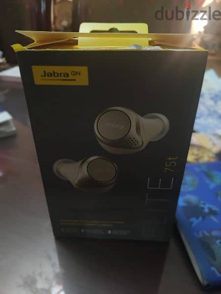 jabra elite 75t golden edition used in good condition 2