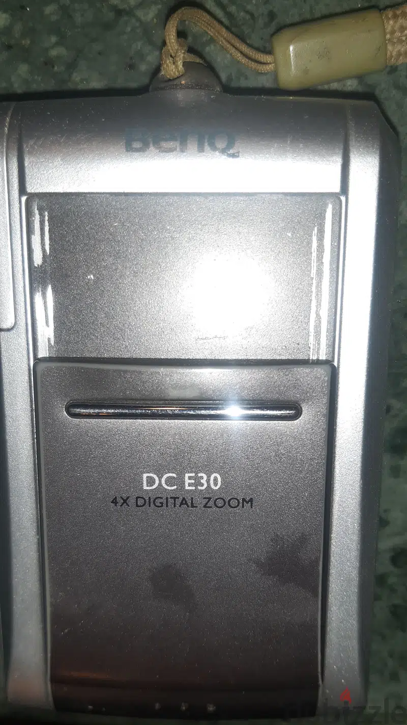BenQ (DC E30) مع SD Card65588825748481121
