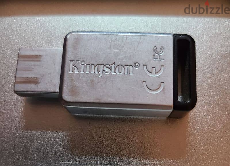 Kingston 128 GB usb 3.1 Flash drive model DT50 1