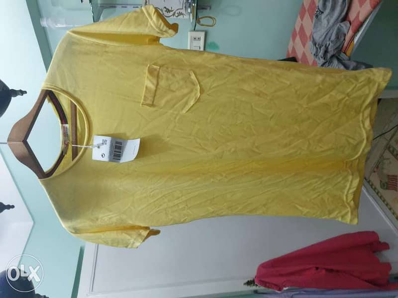 For sale yello shirt for male size M new new new 2