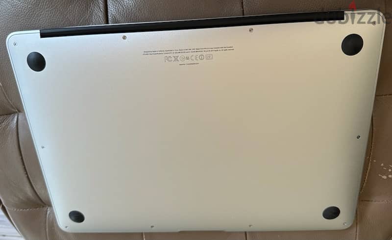 MacBook Air 13.3 inch ( 2010) 2