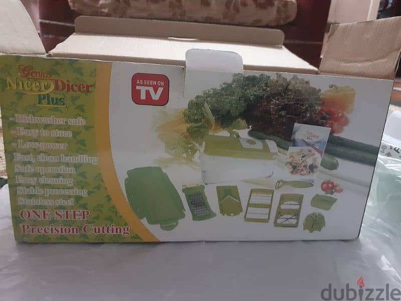 قطاعه خضروات و فاكهه و لحوم مصنعه Nicer Dicer Plus الاصليه 11×1 0