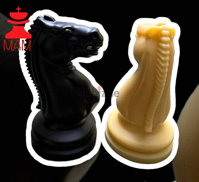 chess pieces tournament size قطع شطرنج فائقة الجوده 3