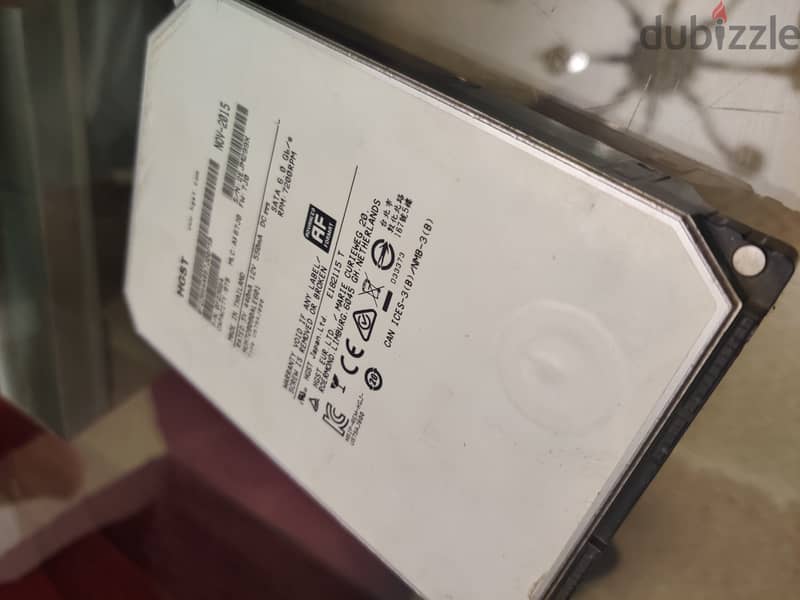 HGST 8tb hdd 0