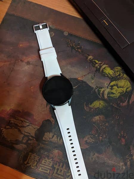 Galaxy Watch 4 44m Black ساعة سامسونج جالاكسى واتش٤ سوداء 2