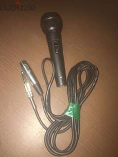 Carol  Microphone 0