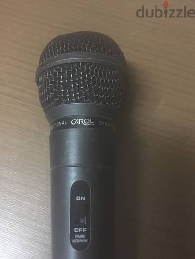 Carol  Microphone 3