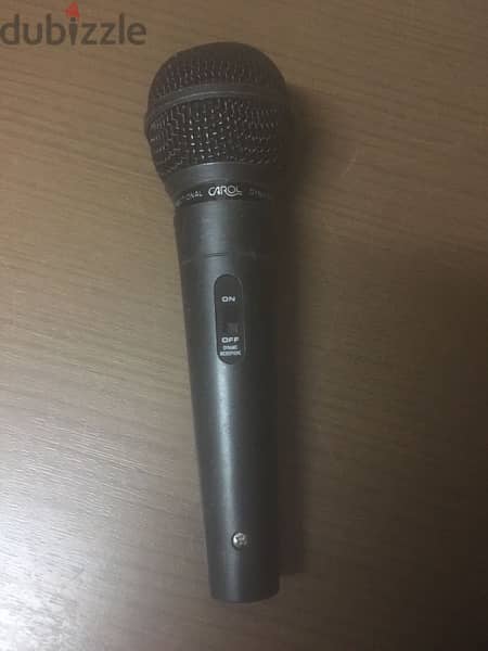 Carol  Microphone 7