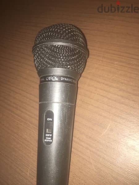 Carol  Microphone 10
