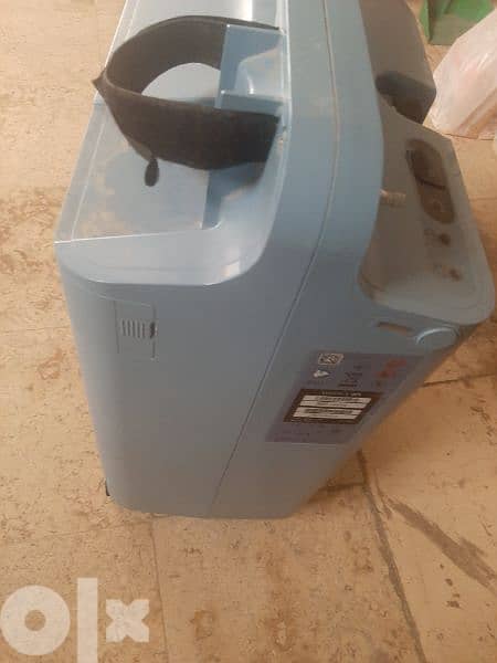 oxygen concentrator Philip مكثف اكسيجين فليبس حاله جيده 3