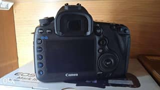 كاميرا Canon 5D Mark iii بحالتها بكل حاجتها استعمالي الشخصي شاتر 6k ال 0