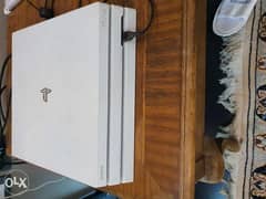 Playstation 4 special edition white 1 tera 0