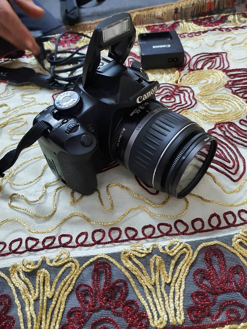 كاميرا كانون EOS D500  جاية من السعودية 3