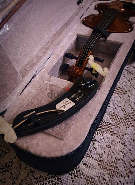 Hiellman Violin, German, light usage. كمنجة الماني استعمال خفيف 2