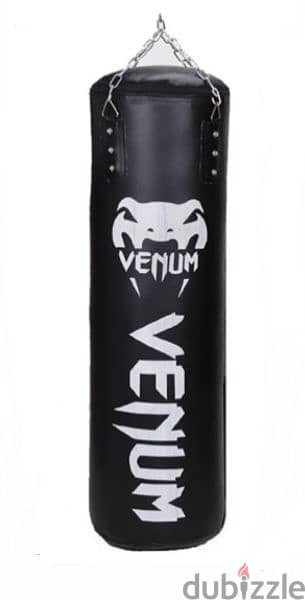 venum punching sandbag 0