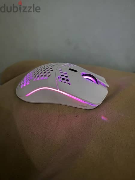 glorious model, O wireless gaming mouse 1
