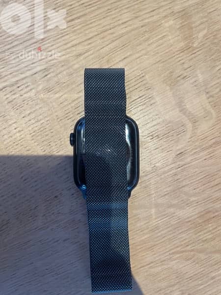 Apple Watch series 7 size 45 with original classic band 1