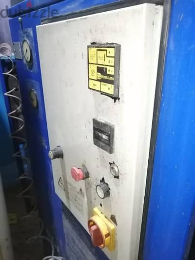 كمبرسور حلزوني ماركة شيكاتو استيراد الخارج  13 بار 18.5 kw