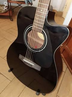 Acoustic Guitar Yamaha FS100C good as new used for a couple of weeks 0