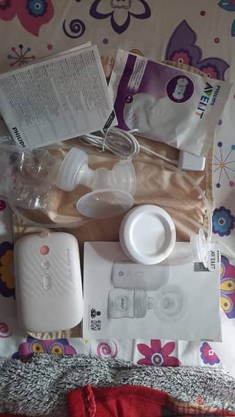 Electric Phillips breast pump 1