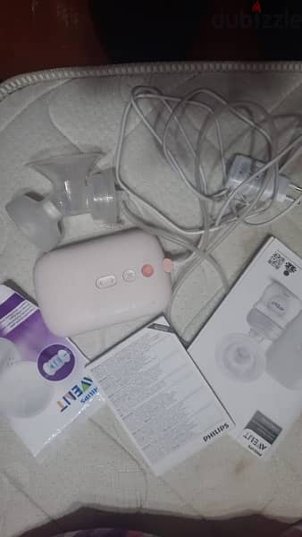 Electric Phillips breast pump 3