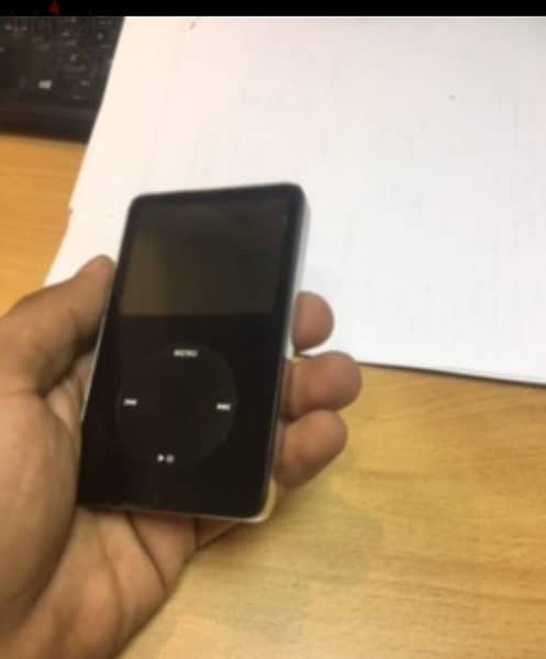 Apple iPod  calasic 30G Excellent condition 1